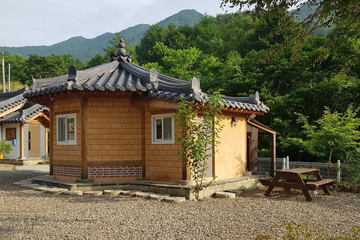 팔각정황토방 독채3호